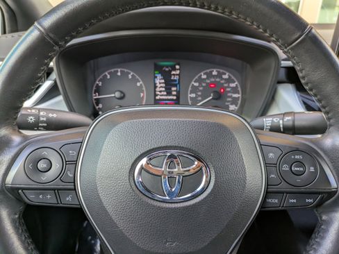 Used 2023 Toyota Corolla SE image 21