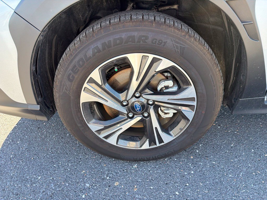 Certified 2026 Subaru Crosstrek 2.5i Premium AWD/4WD image 13
