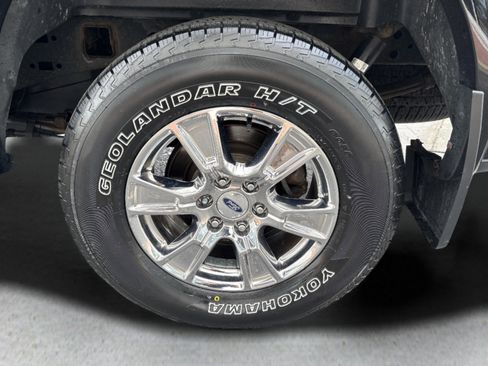 Used 2016 Ford F150 Lariat w/ Equipment Group 502A Luxury AWD/4WD image 26