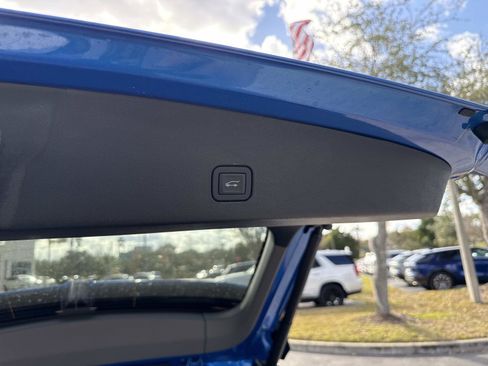 New 2026 Cadillac Optiq Luxury 1 image 13