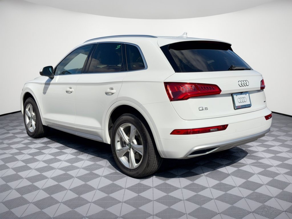 Used 2020 Audi Q5 2.0T Premium Plus w/ Premium Plus Package AWD/4WD image 3