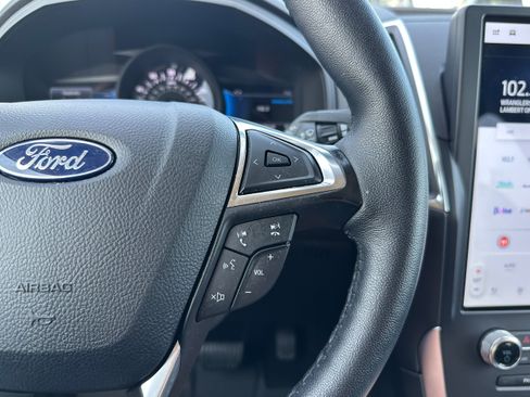 Used 2024 Ford Edge Titanium AWD/4WD image 23