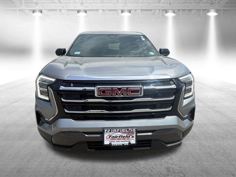 Used 2026 GMC Terrain Elevation w/ LPO, Floor Liner Package AWD/4WD image 8