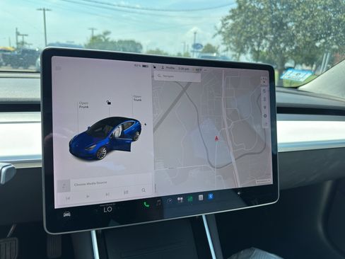 Used 2019 Tesla Model 3 AWD/4WD image 19