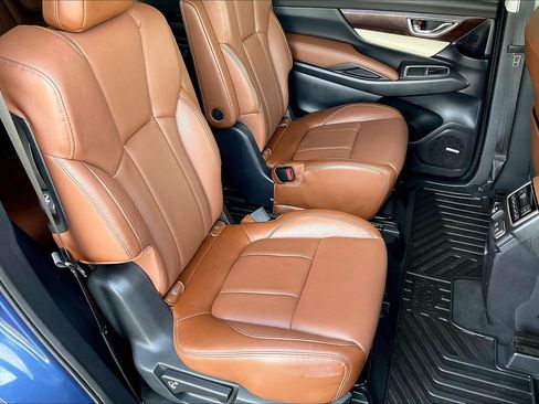 Used 2020 Subaru Ascent Touring w/ Popular Package #3 image 19