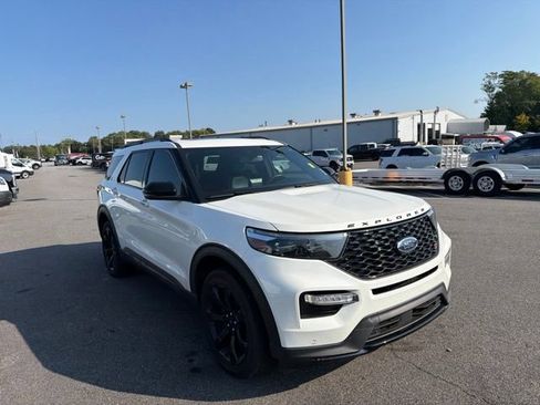 Used 2021 Ford Explorer ST w/ Equipment Group 401A AWD/4WD image 2