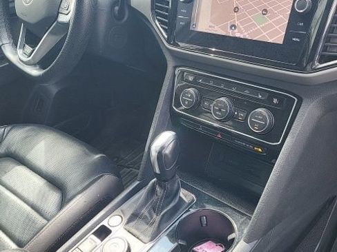 Used 2023 Volkswagen Atlas SEL Premium image 11