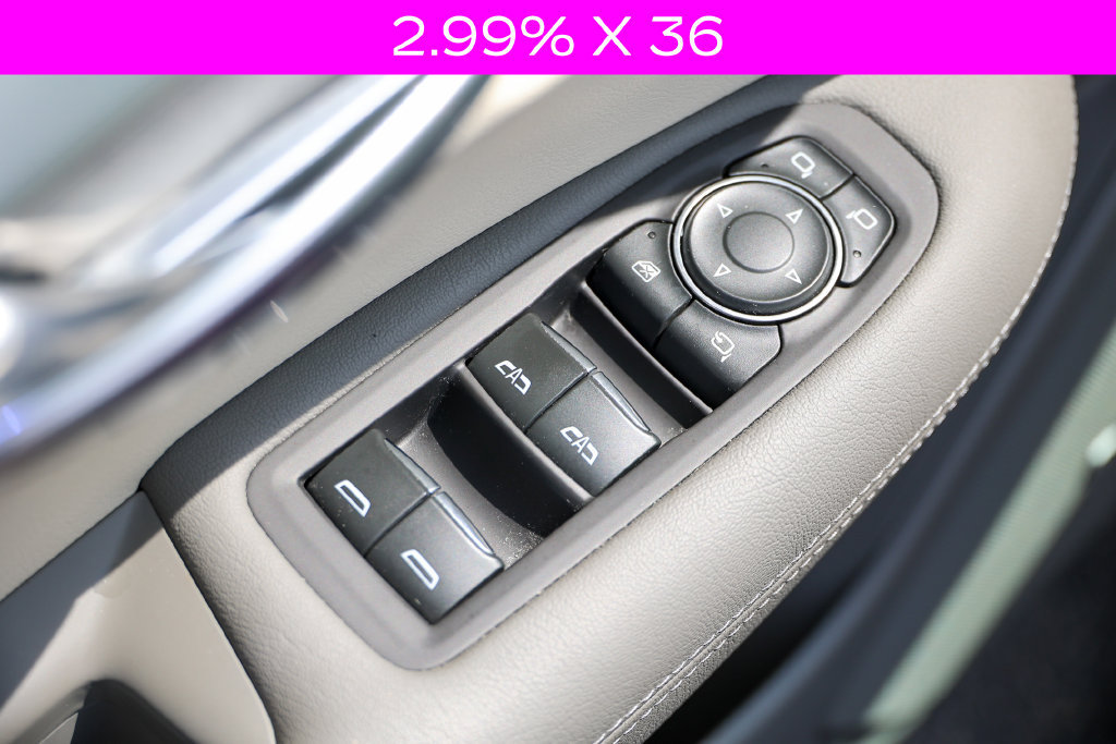Used 2021 Cadillac XT5 Premium Luxury w/ LPO, Floor Liner Package AWD/4WD image 6