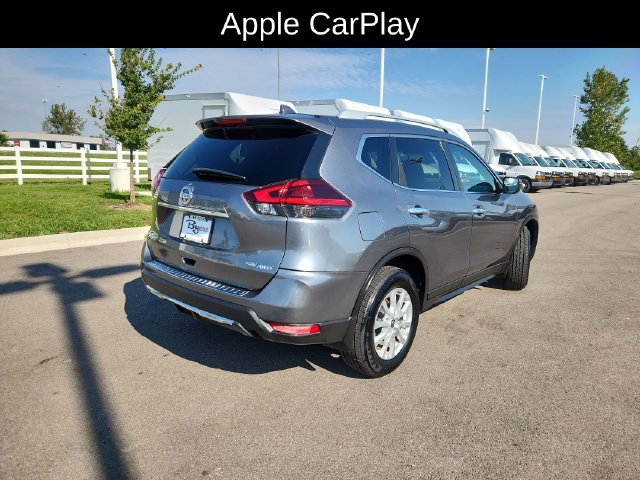 Used 2018 Nissan Rogue SV AWD/4WD image 9