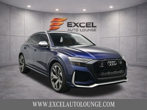 Used 2022 Audi RS Q8 w/ Luxury Package AWD/4WD image 10