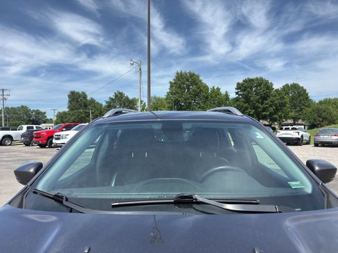 Used 2019 Jeep Cherokee Limited AWD/4WD image 25