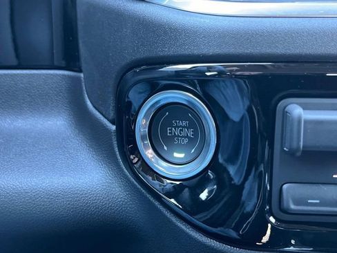 New 2025 GMC Sierra 1500 SLT w/ SLT Premium Plus Package image 30