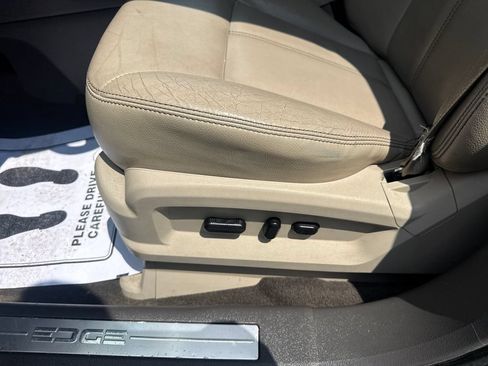 Used 2013 Ford Edge Limited AWD/4WD image 26
