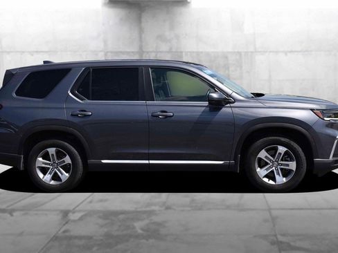 Certified 2025 Honda Pilot EX-L image 5