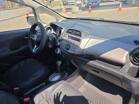 Used 2012 Honda Fit image 8
