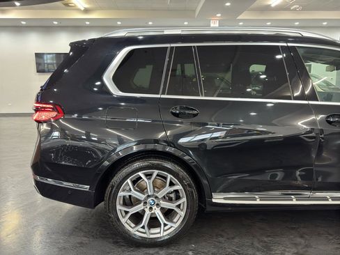 Used 2023 BMW X7 xDrive40i w/ Premium Package AWD/4WD image 14
