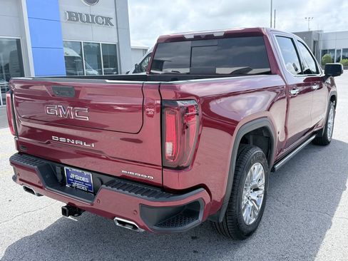 Used 2023 GMC Sierra 1500 Denali w/ Denali Carbonpro Edition AWD/4WD image 5
