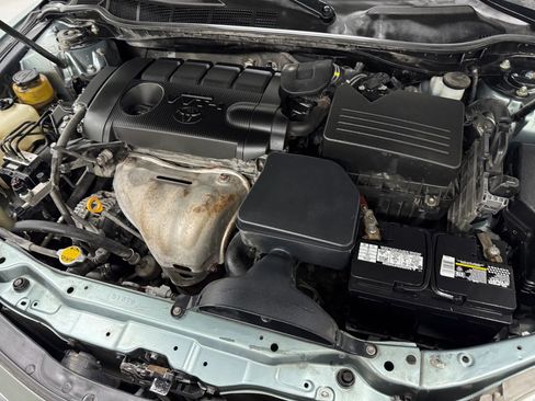 Used 2011 Toyota Camry LE w/ LE Extra-Value Pkg FWD image 24
