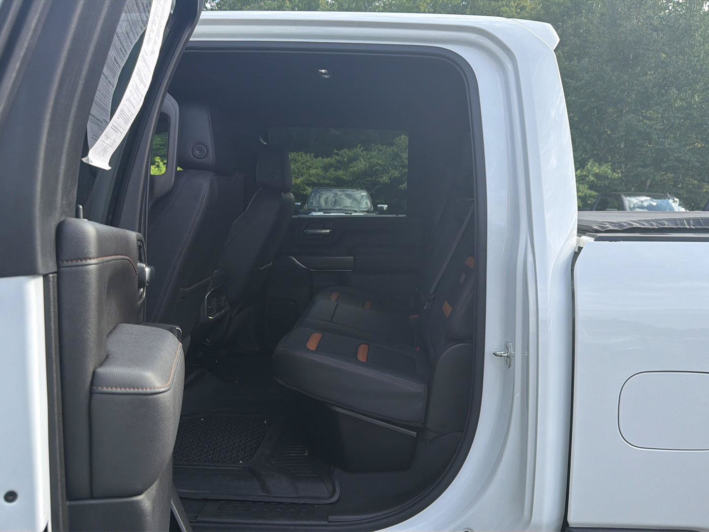 Certified 2022 GMC Sierra 2500 AT4 AWD/4WD image 17