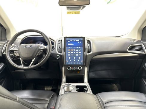 Used 2024 Ford Edge SEL image 15