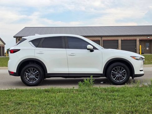 Used 2019 MAZDA CX-5 Touring FWD image 4