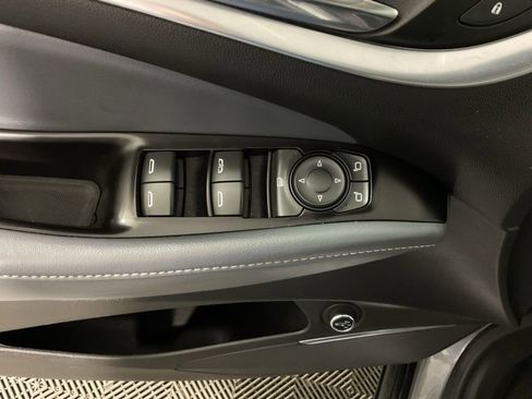 Used 2019 Buick Enclave Essence image 20