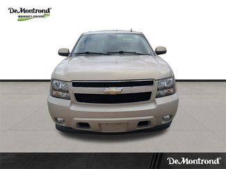 Used 2011 Chevrolet Suburban LT w/ Luxury Package video 2
