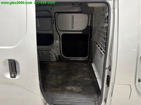 Used 2017 Chevrolet City Express LT w/ Technology Package FWD image 18