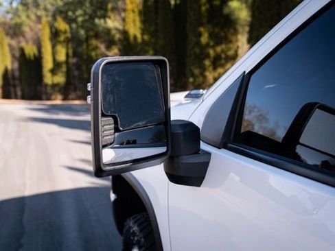 Used 2025 Chevrolet Silverado 2500 LT w/ Convenience Package image 21
