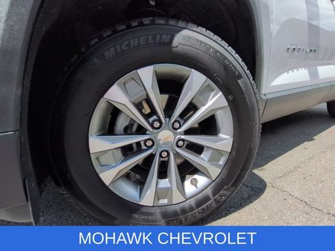 Certified 2025 Chevrolet Equinox LT AWD/4WD image 34