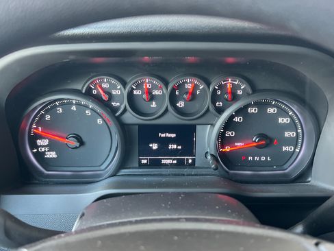 Used 2025 Chevrolet Silverado 1500 Custom RWD image 23