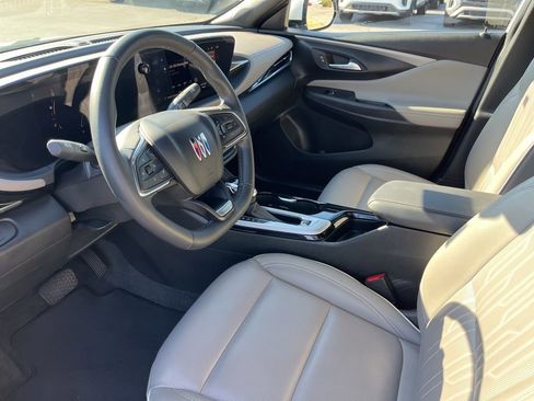 Used 2024 Buick Envista Avenir image 15