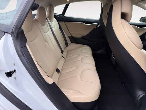 Used 2017 Tesla Model S 75D image 18