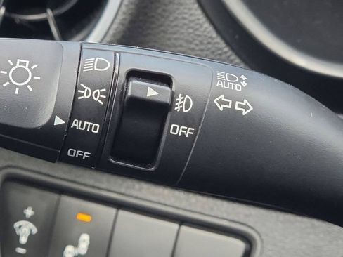 Used 2024 Kia Forte GT-Line FWD image 35
