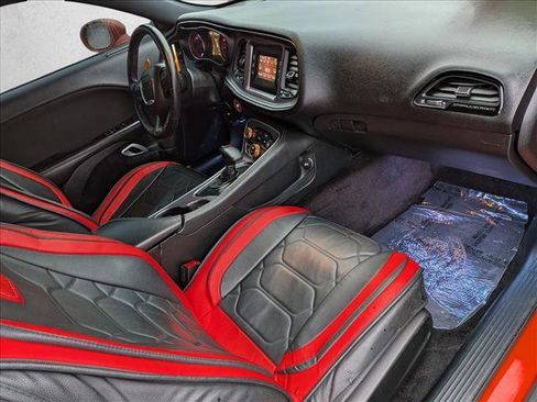 Used 2017 Dodge Challenger SXT w/ Cold Weather Group image 20