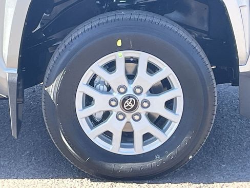 New 2026 Toyota Tacoma SR5 image 9