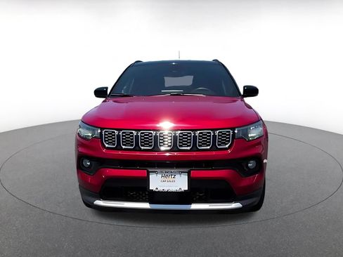 Used 2025 Jeep Compass Limited AWD/4WD image 3