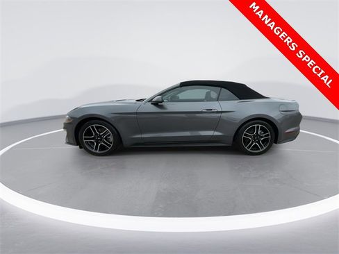 Used 2022 Ford Mustang Premium image 5