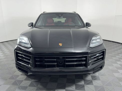 Used 2025 Porsche Cayenne Coupe AWD/4WD image 6