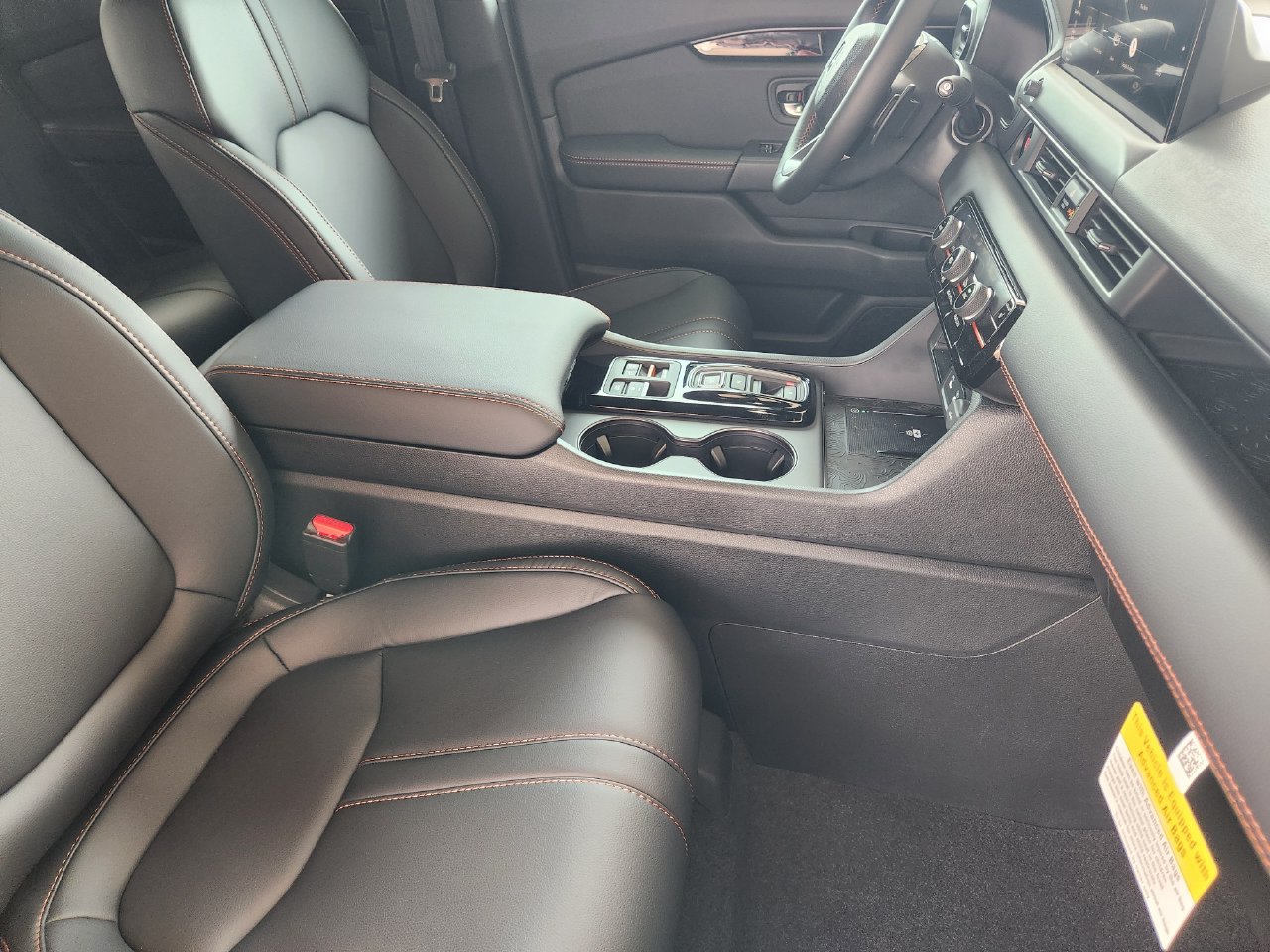 New 2026 Honda Pilot TrailSport image 10