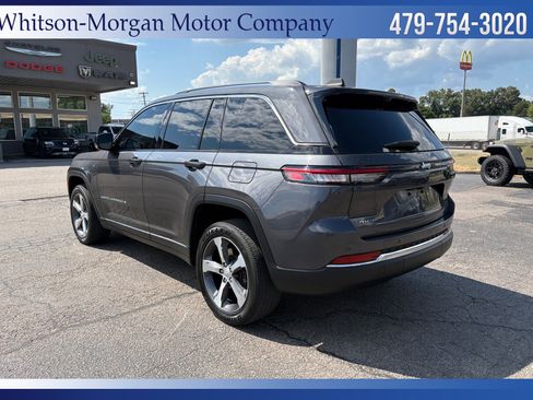 Used 2022 Jeep Grand Cherokee Limited 4xe w/ Luxury Tech Group II image 8