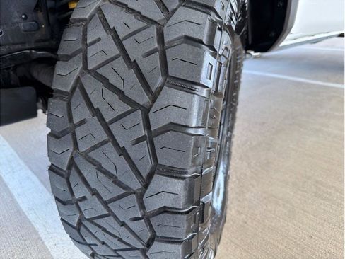 Used 2020 Toyota Tacoma TRD Off-Road image 27