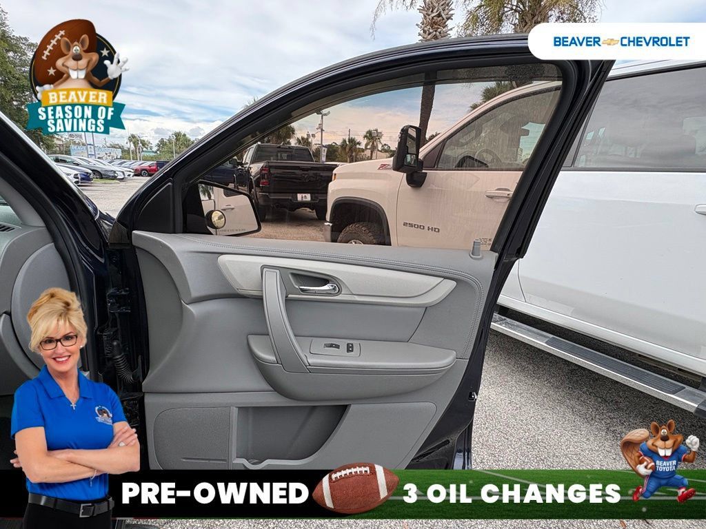 Used 2017 Chevrolet Traverse LS FWD image 30