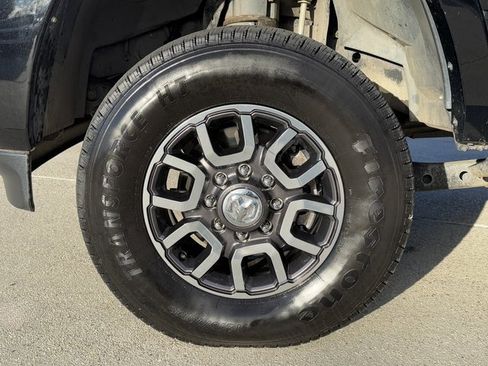 Used 2023 RAM 3500 Limited image 15