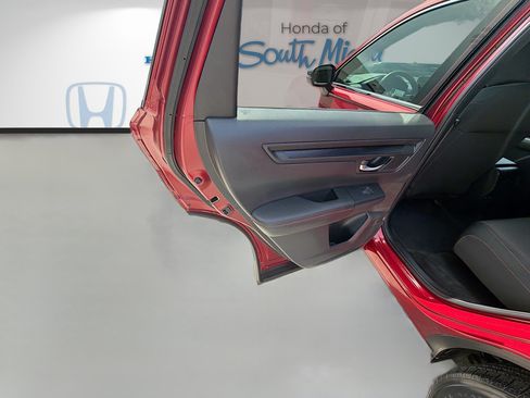Used 2024 Honda CR-V Sport image 24