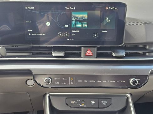 New 2026 Kia Carnival FWD image 12