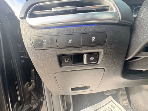 Used 2024 Hyundai Palisade Calligraphy image 32