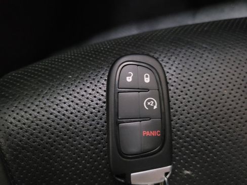 Used 2016 Dodge Charger SXT w/ Plus Group image 32