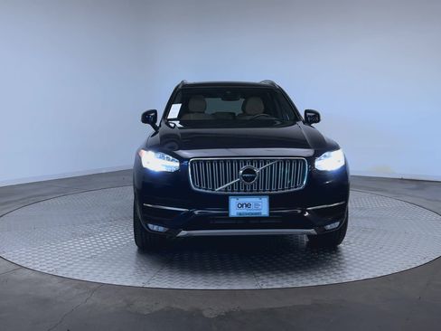 Used 2017 Volvo XC90 T6 Inscription w/ Vision Package AWD/4WD image 3