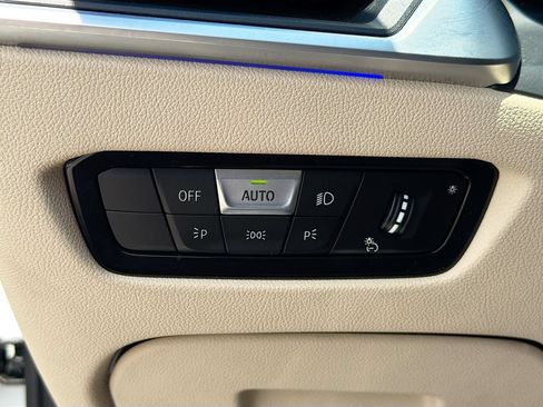 Used 2019 BMW 330i Sedan w/ Convenience Package RWD image 33